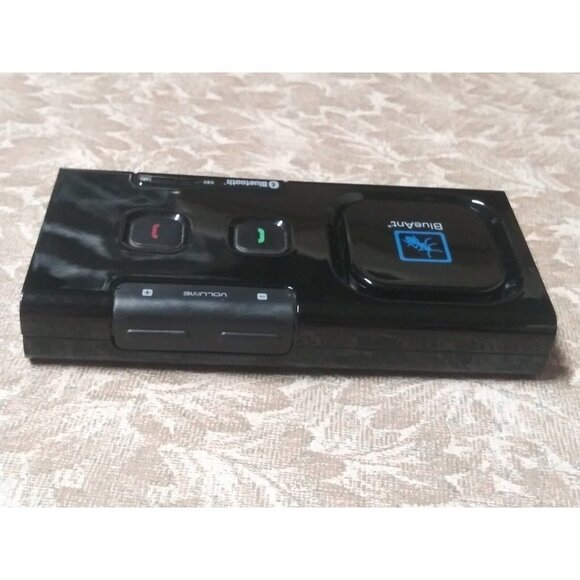 BlueAnt Supertooth 3 Voice Bluetooth Handsfree Car Visor Speakerphone - Picture 2 of 10